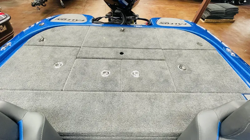 Slide: The Image of Falcon F205 2024 - 24