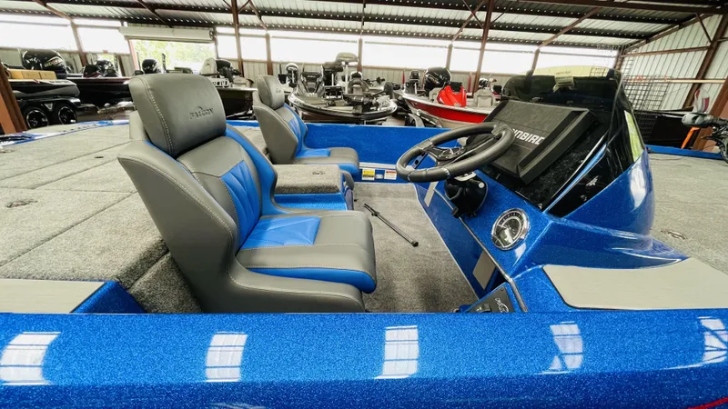 Slide: The Image of Falcon Boats F205 2024 - 14