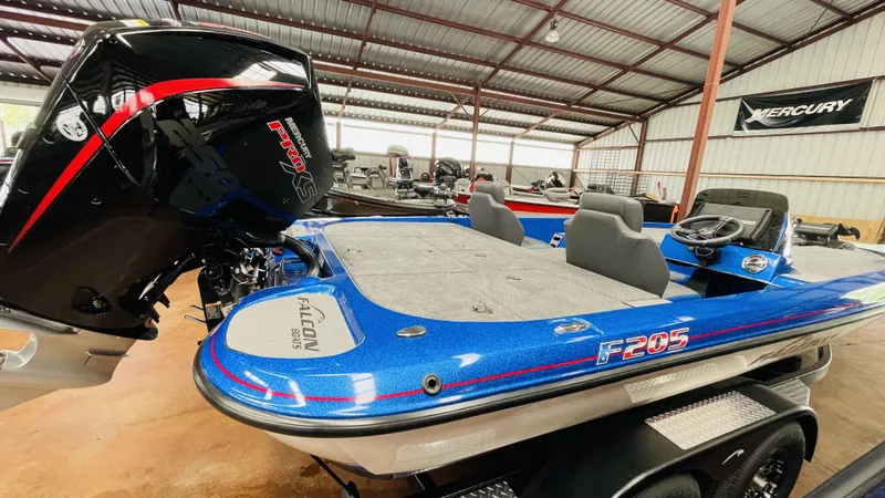 Slide: The Image of Falcon Boats F205 2024 - 15