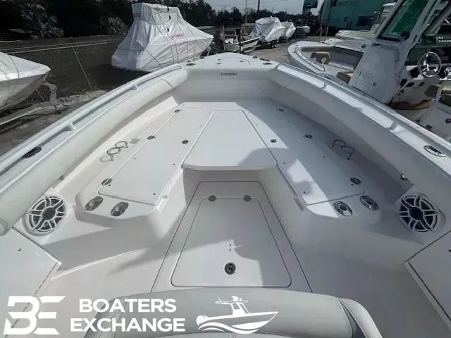 Slide: The Image of Everglades 273 Center Console 2024 - 10