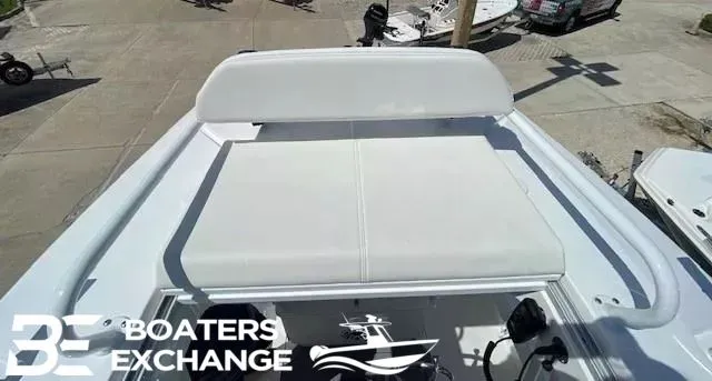 Slide: The Image of Everglades 273 Center Console 2024 - 12