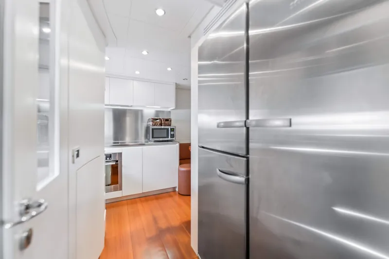 Slide: The Image of Pershing 90 2007 - 73