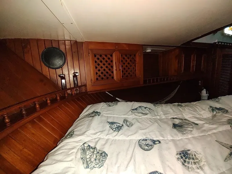 Slide: The Image of Bruce Roberts 450 1981 - 116