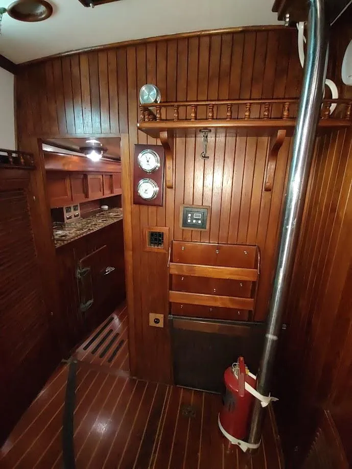 Slide: The Image of Bruce Roberts 450 1981 - 120