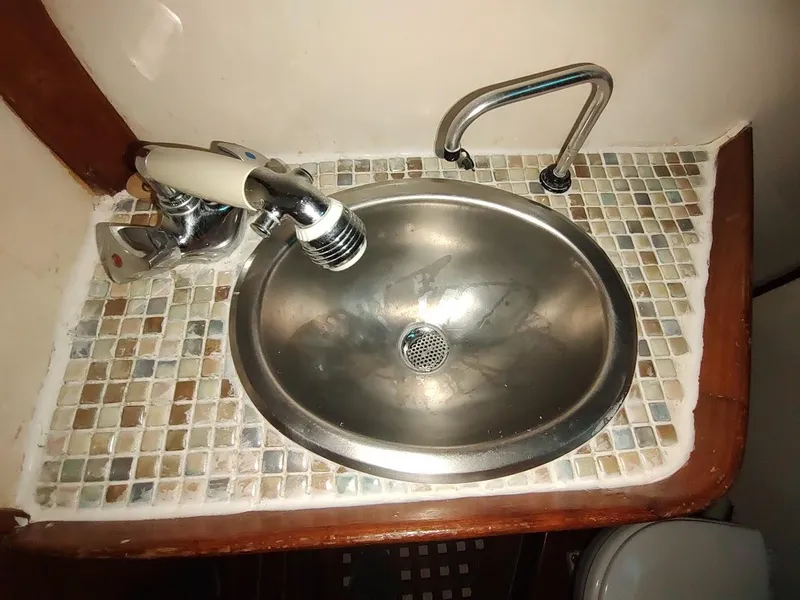 Slide: The Image of Bruce Roberts 450 1981 - 125