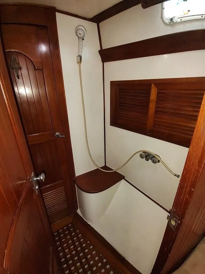 Slide: The Image of Bruce Roberts 450 1981 - 131