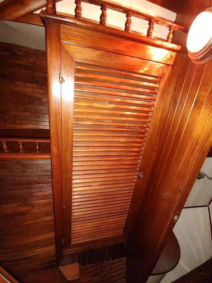 Slide: The Image of Bruce Roberts 450 1981 - 144