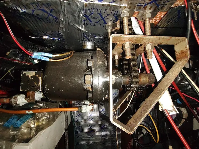 Slide: The Image of Bruce Roberts 450 1981 - 156