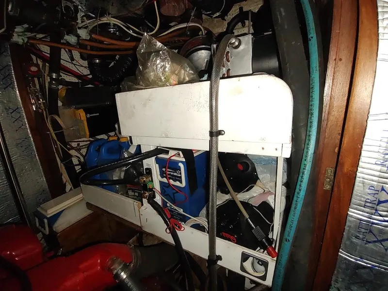 Slide: The Image of Bruce Roberts 450 1981 - 159