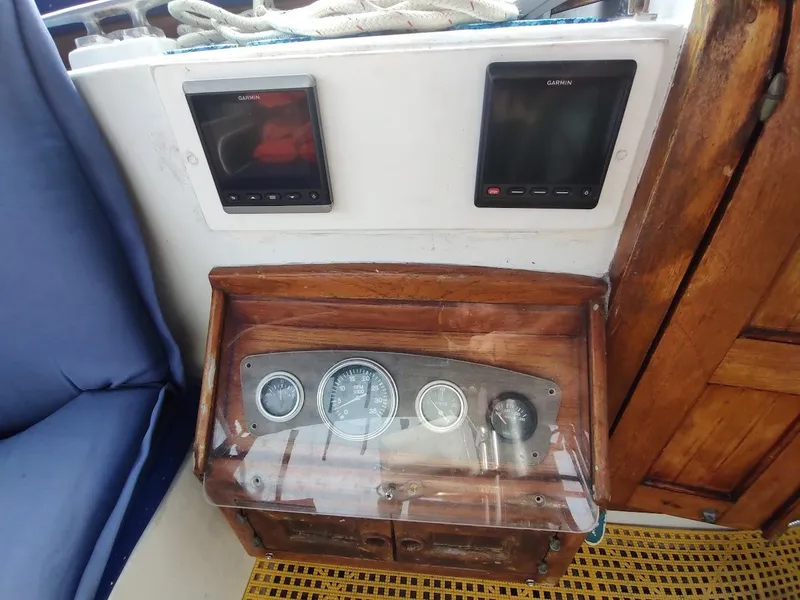 Slide: The Image of Bruce Roberts 450 1981 - 51