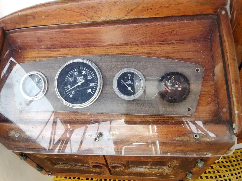 Slide: The Image of Bruce Roberts 450 1981 - 52