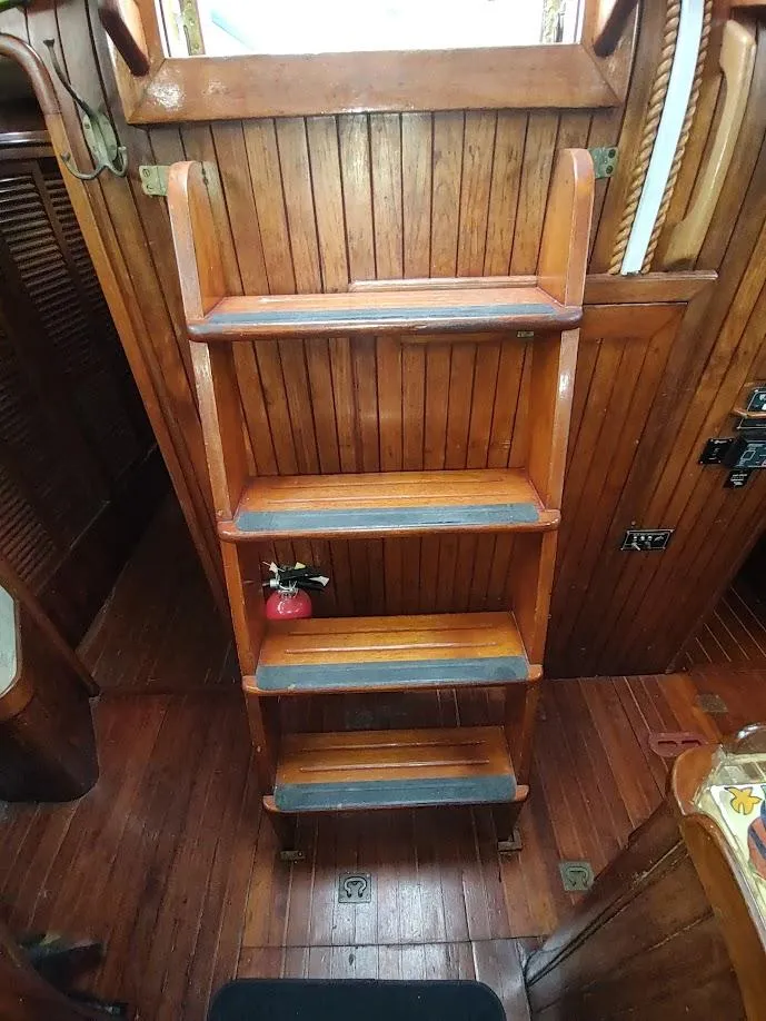 Slide: The Image of Bruce Roberts 450 1981 - 57