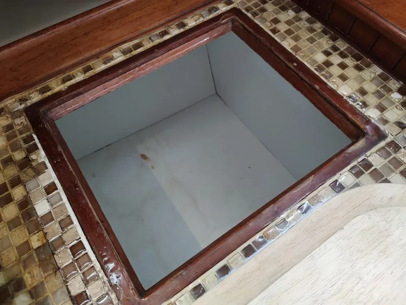 Slide: The Image of Bruce Roberts 450 1981 - 66