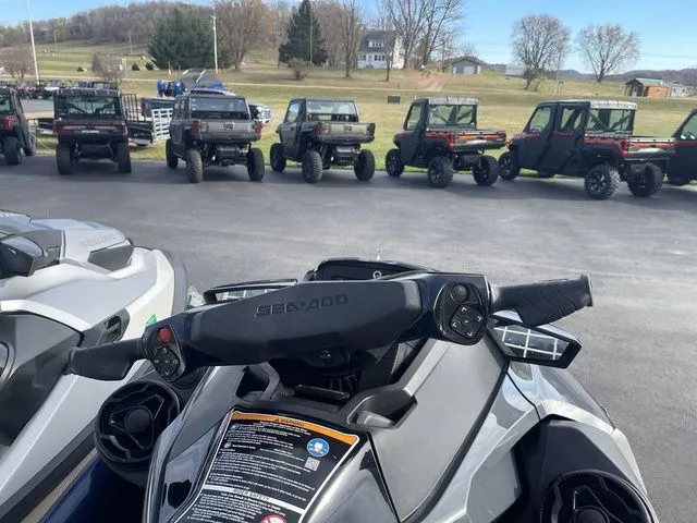 Slide: The Image of Sea-Doo GTX 230 2024 - 12