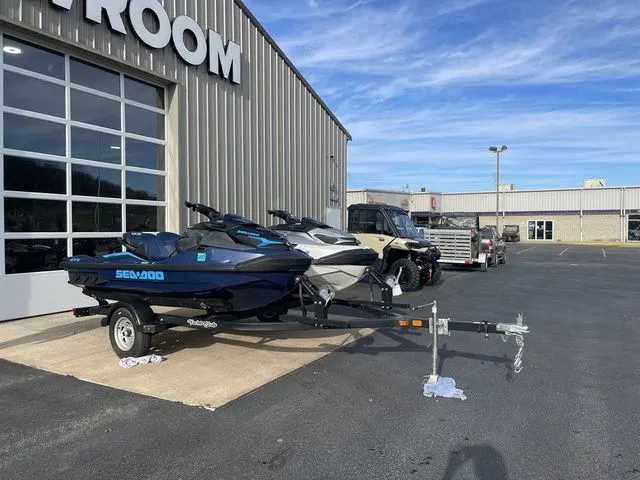 Slide: The Image of Sea-Doo GTX 230 2024 - 14