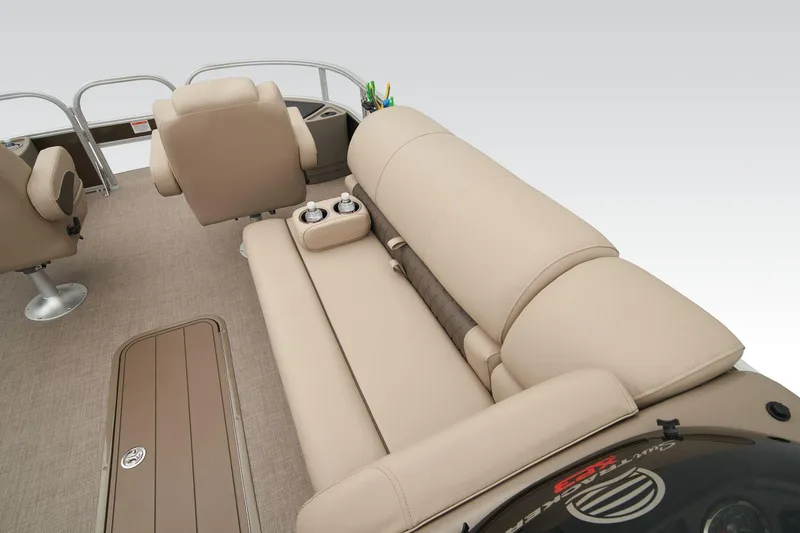 Slide: The Image of Sun Tracker Sportfish 24 XP3 - 13