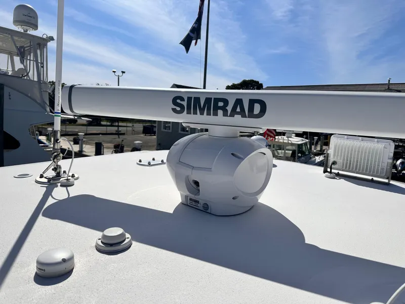 Slide: The Image of Simrad radar on 2017 Invincible 42 Center Cabin boat. - 21