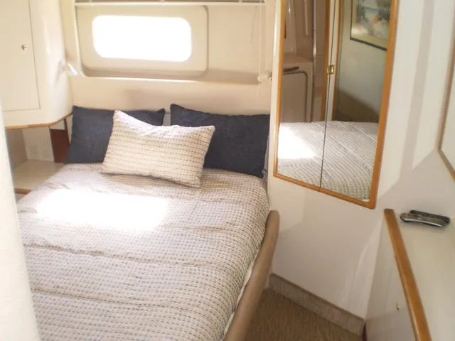 Slide: The Image of Sea Ray 420 Aft Cabin 1996 - 3