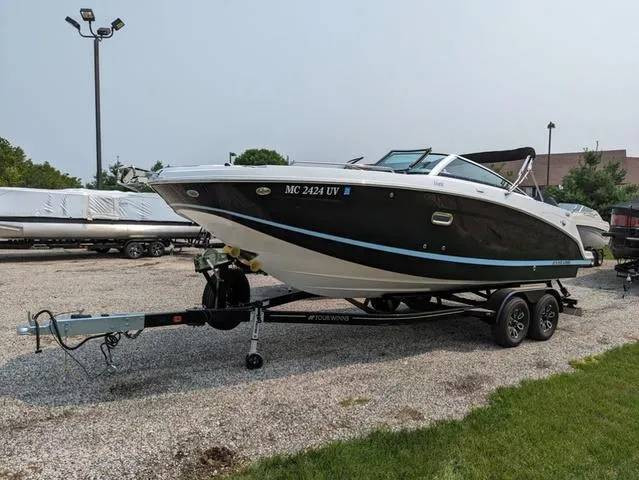 Slide: The Image of Four Winns HD5 OB 2023 - 20