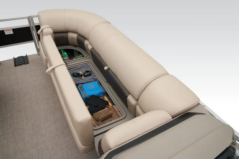 Slide: The Image of Sun Tracker SportFish 20 DLX 2024 - 25