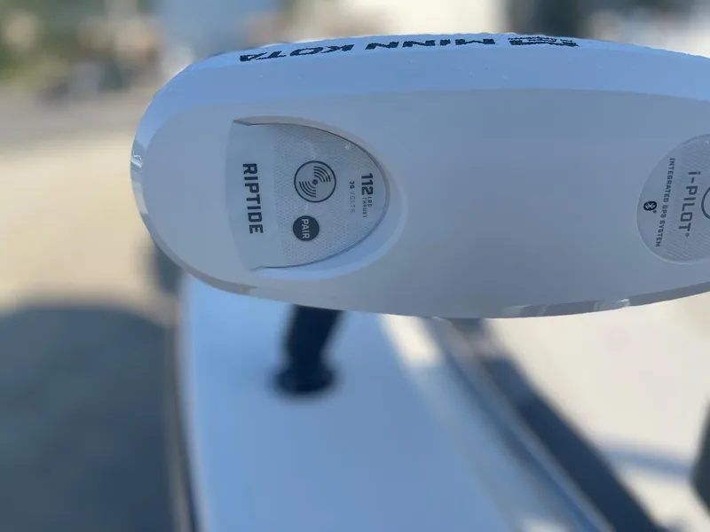 Slide: The Image of Close-up of Minn Kota Riptide trolling motor on 2024 Sea Born LX 24 LE boat. - 15