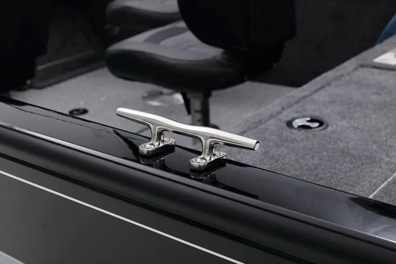 Slide: The Image of Tracker Pro Guide V-165 WT 2020 - 40