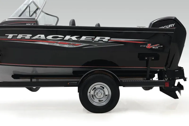 Slide: The Image of Tracker Pro Guide V-165 WT 2020 - 6