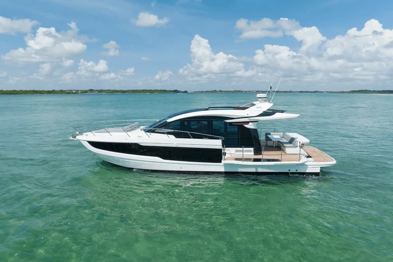 Slide: The Image of Galeon 450 HTC 2025 - 41