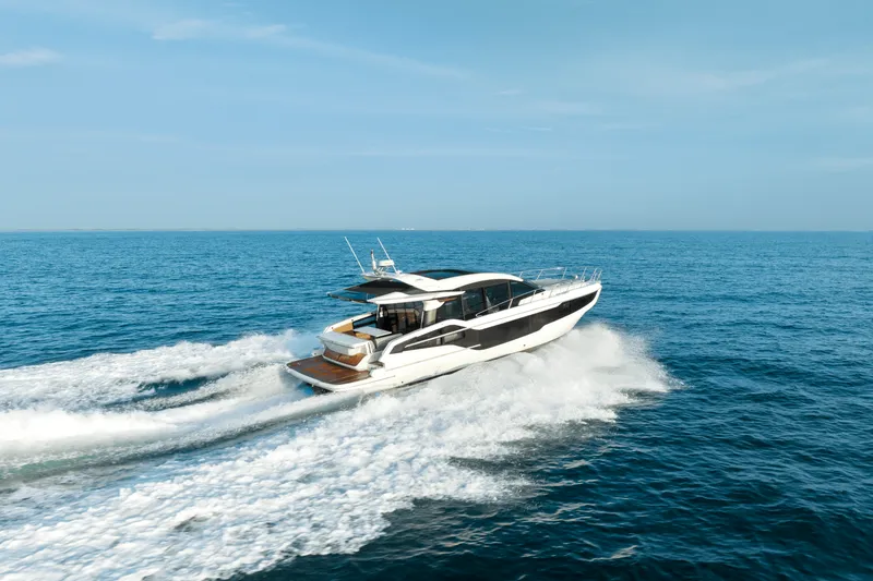 Slide: The Image of Galeon 450 HTC 2025 - 72