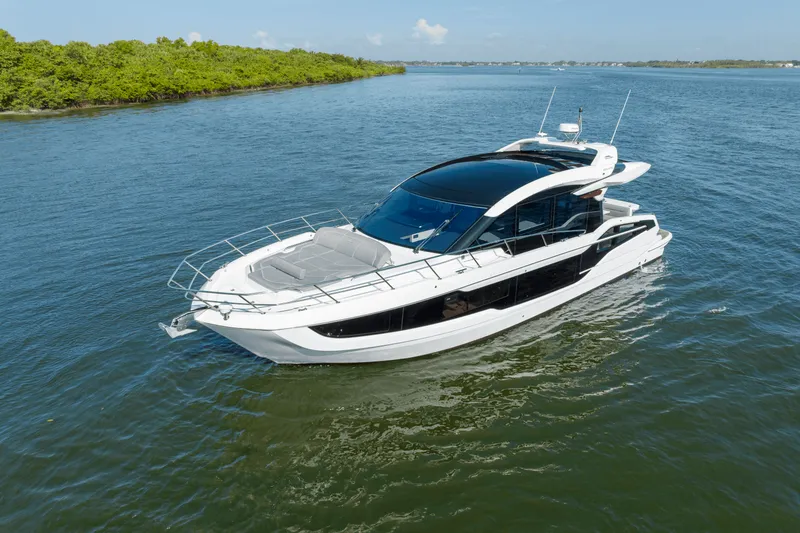 Slide: The Image of Galeon 450 HTC 2025 - 65