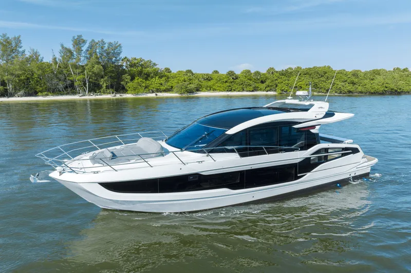 Slide: The Image of Galeon 450 HTC 2025 - 64