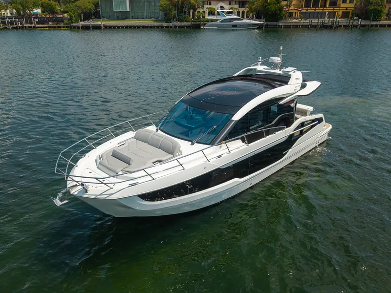 Slide: The Image of Galeon 450 HTC 2025 - 4
