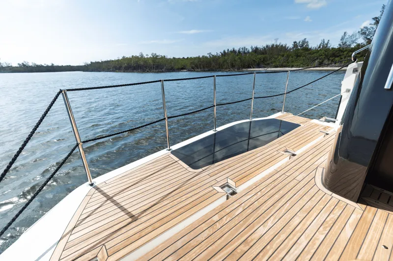Slide: The Image of Galeon 450 HTC 2025 - 132