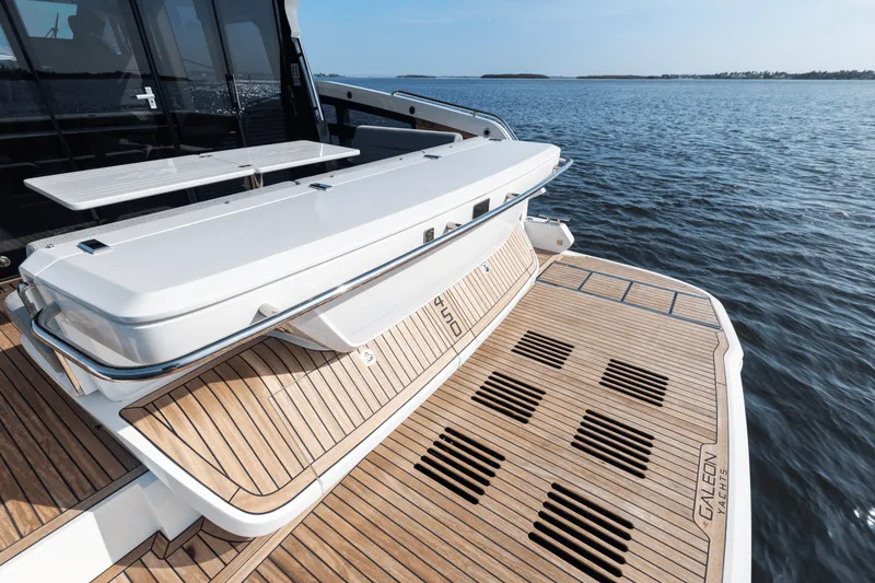 Slide: The Image of Galeon 450 HTC 2025 - 138