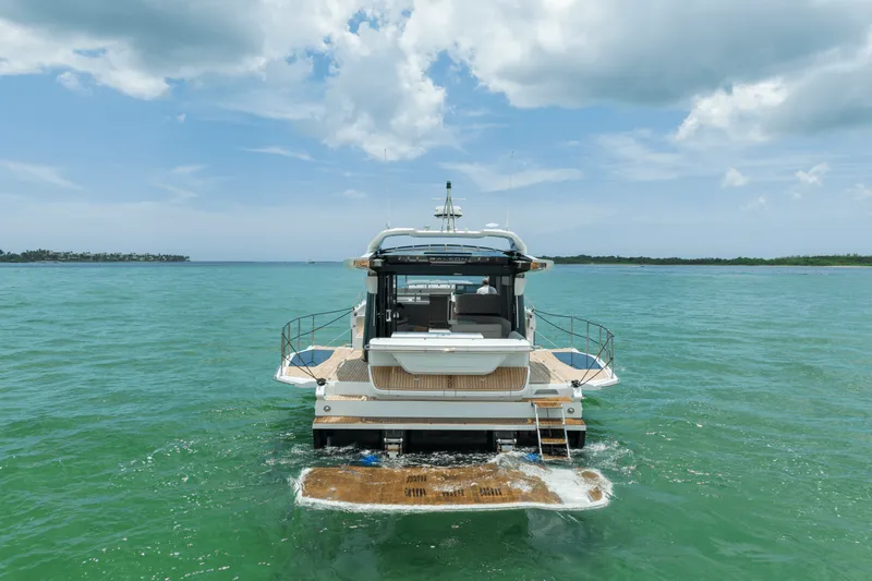 Slide: The Image of Galeon 450 HTC 2025 - 8