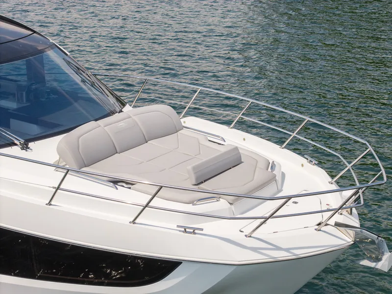 Slide: The Image of Galeon 450 HTC 2025 - 38