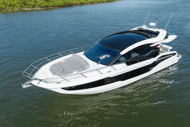 Slide: The Image of Galeon 450 HTC 2025 - 68