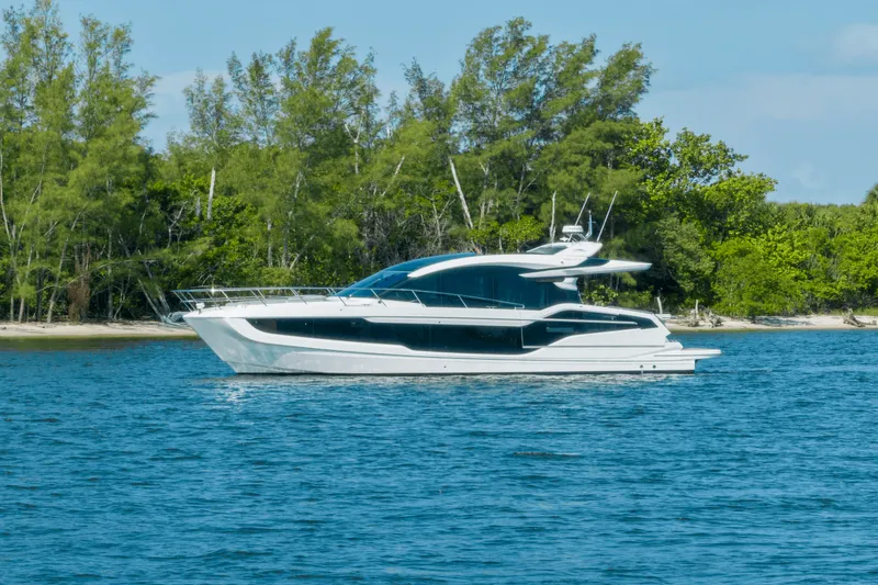 Slide: The Image of Galeon 450 HTC 2025 - 46