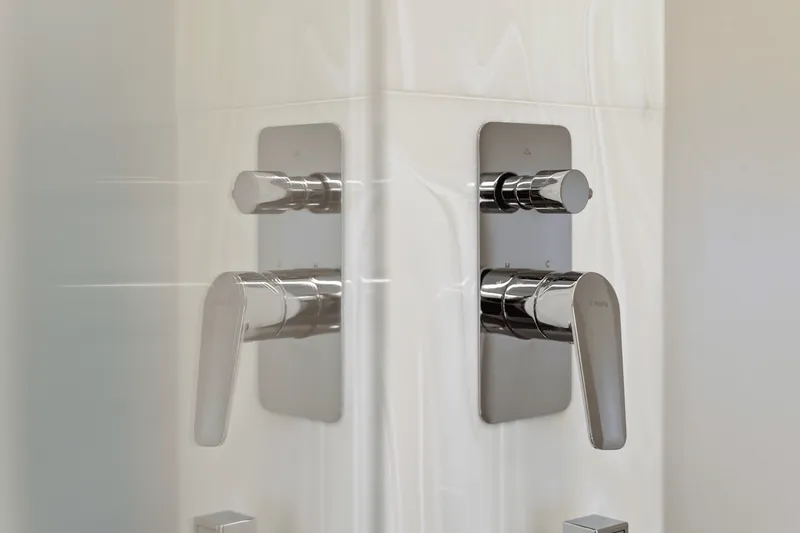 Slide: The Image of Galeon 450 HTC 2025 - 99