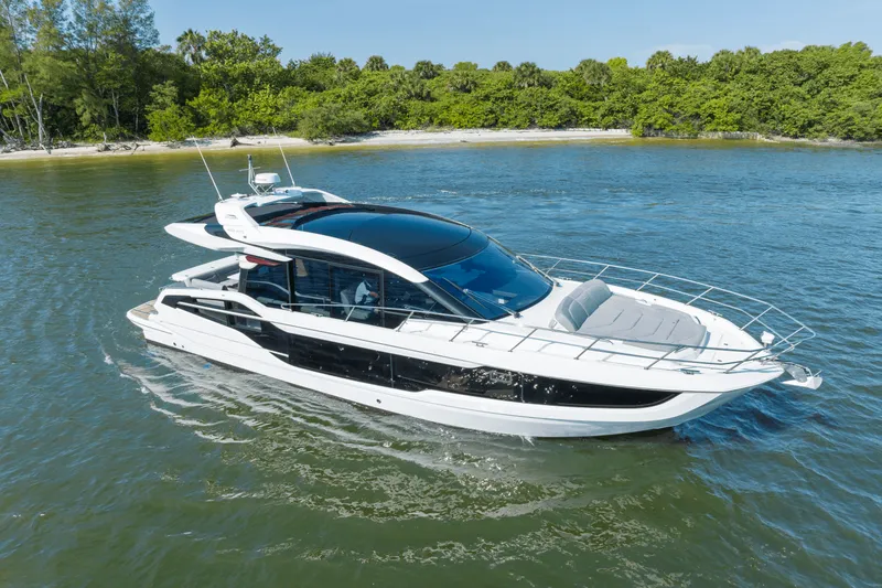 Slide: The Image of Galeon 450 HTC 2025 - 60