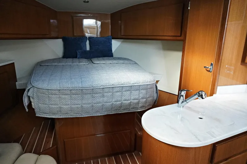 Slide: The Image of Henriques 42EXHT 2022 - 56