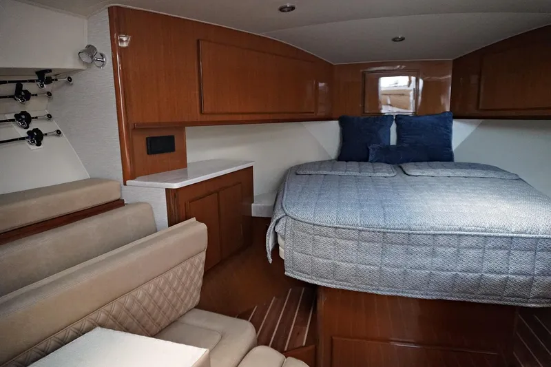 Slide: The Image of Henriques 42EXHT 2022 - 57