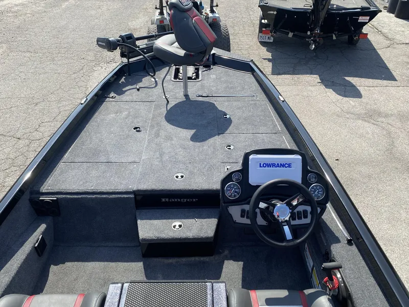 Slide: The Image of Ranger RT188P 2023 - 14