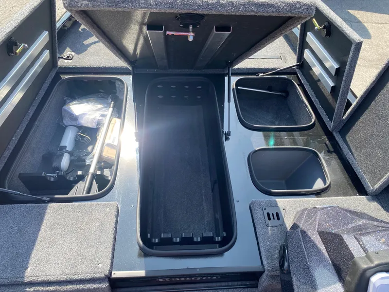 Slide: The Image of Ranger RT188P 2023 - 16