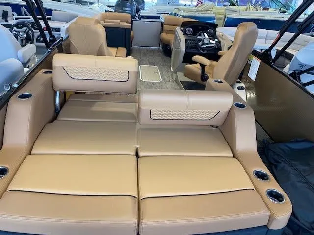 Slide: The Image of Godfrey Monaco 235DFL Luxury Full Tritoon 2024 - 6