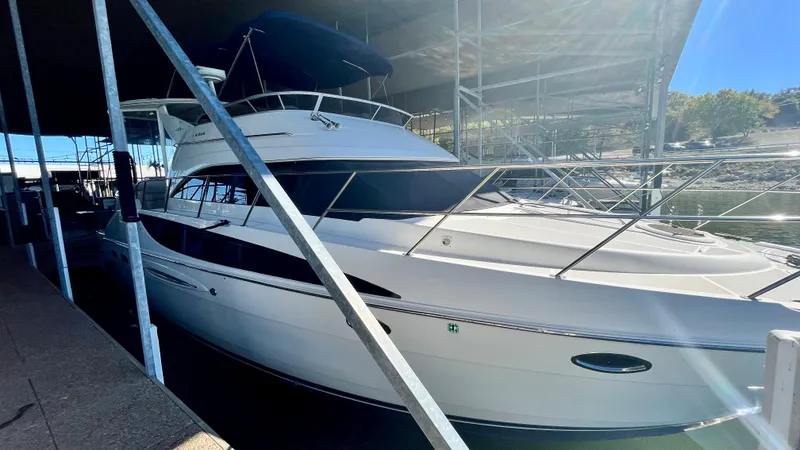 Slide: The Image of 2008 Meridian 459 Motoryacht docked in a marina. - 12