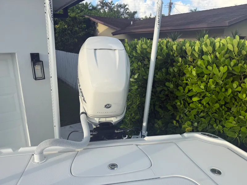 Slide: The Image of SeaVee 270Z 2018 - 26