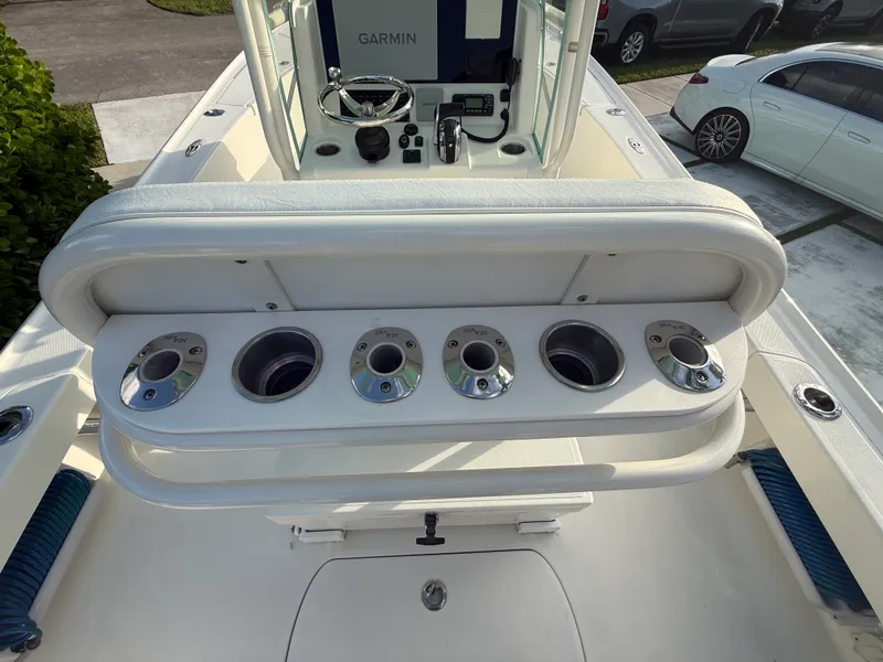 Slide: The Image of SeaVee 270Z 2018 - 44