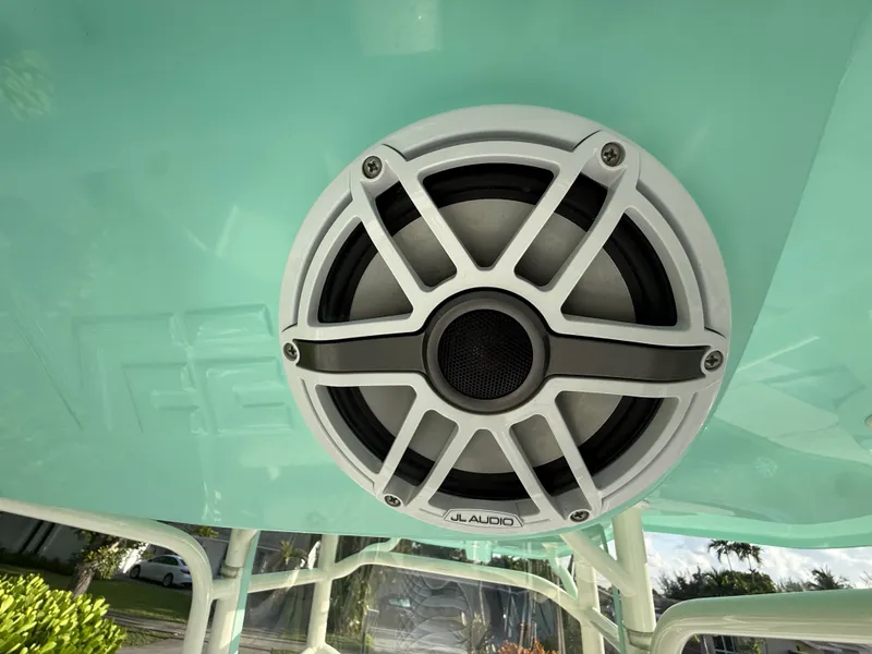 Slide: The Image of SeaVee 270Z 2018 - 52