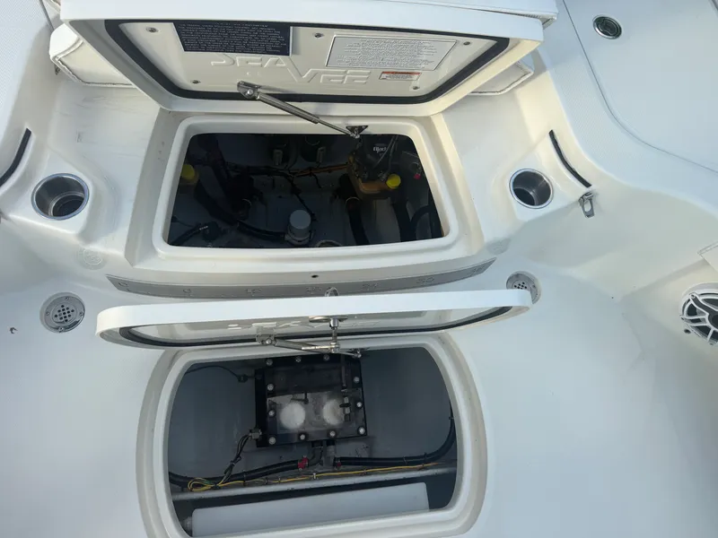 Slide: The Image of SeaVee 270Z 2018 - 31